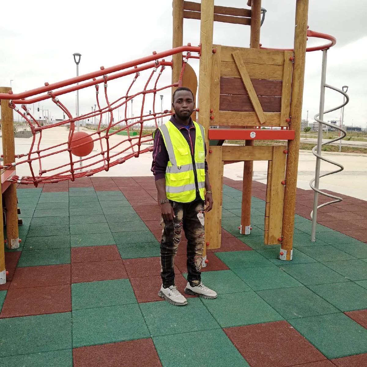 benjaminmwaka4's tweet photo. #NewProfilePic https://t.co/IW7q54Vd7V