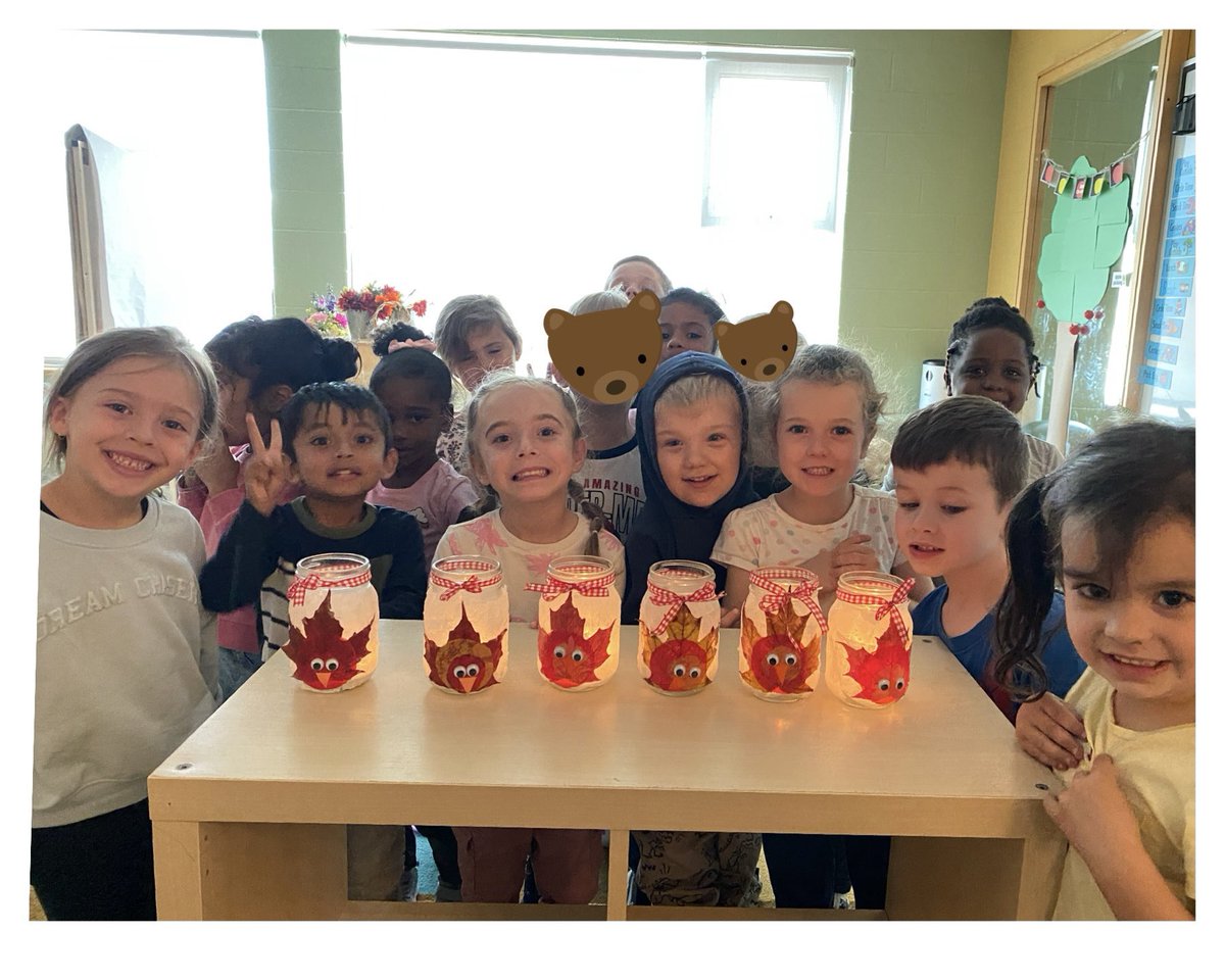 MrsPignatOCSB's tweet image. The Bear and Koala kinder classes are building on their community connection with @WildpineR . The students created turkey centrepieces, bringing smiles to the tables at WildPine Residence. @StAnneOCSB @ocsbRE @KBStAnne_ocsb @KAKinders1 #openingdoors #BeCommunity