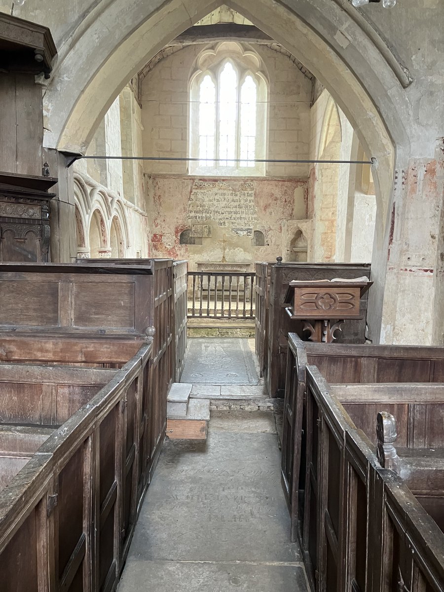 Today's blog is about Inglesham Church - nowadays de-consecrated - where my family worshipped  four centuries ago. See mikerendell.com/inglesham-chur…