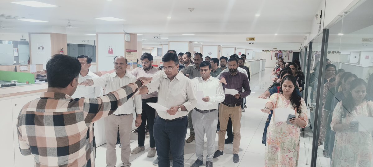 CottageGoG's tweet photo. The staff of the Dept. of Cottage &amp; Rural Industries, took a pledge to dedicate themselves to India's unity, heritage, and development, embracing our Hon PM's 'Nation First' mantra for a prosperous future. #23YearsOfSeva #VikasSaptah @CMOGuj @PMOIndia https://t.co/xVpoawheLV