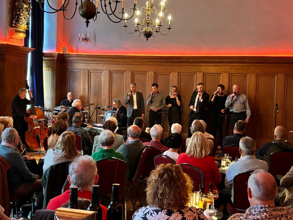 De laatste Jazz at the Castle zit er weer op⭐️. Het was een groot succes, ook alle eerdere ‘afleveringen’ in ons stadskasteel❤️. Op naar volgend jaar en hopelijk weer van die prachtige jazzsessies🥳. #jazz #jazzatthecastle #kasteelhelmond🏰 #helmond