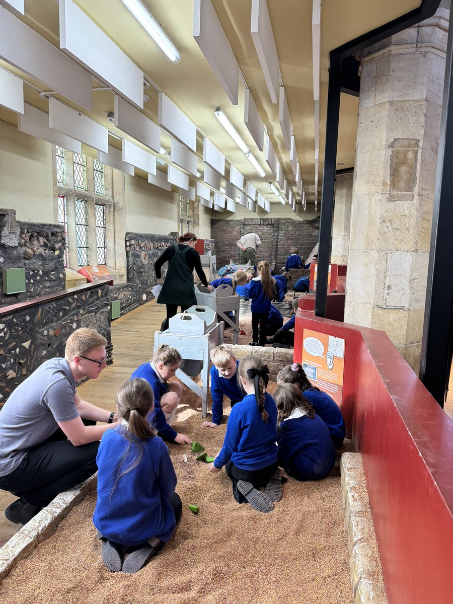 Morley Place Academy tweet media