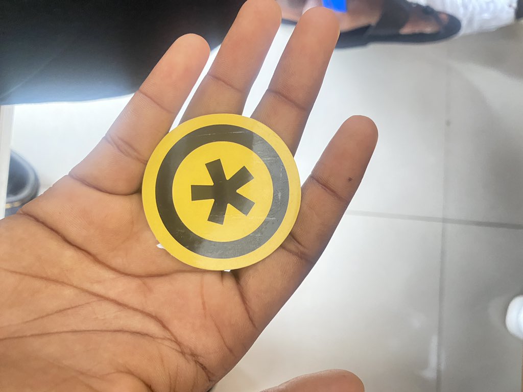 bioluwa_tifee's tweet photo. Had a blast on Saturday @BatchMotion meetup 
thank you @studiotendril 
meet ROJ @rowlandolamide (thank you @holke79 for helping me find him) and Titi too (such a lovely presenter)
And @joe_olaniyan my design sibling 
*gracias https://t.co/981hD0ncs2