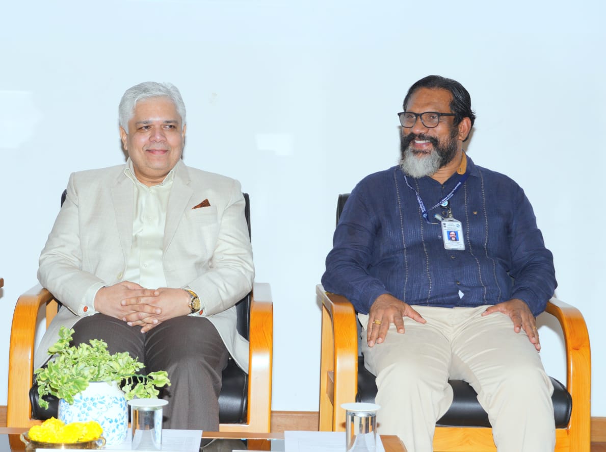 IIST_Trivandrum's tweet photo. IIST celebrated its 18th Foundation Day  on October 6, 2024. Justice Shri Devan Ramachandran, Hon'ble Judge of the High Court of Kerala, graced the occasion by inaugurating the event t
#iistfoundationdaycelebrations #FoundationDay #iistprogrammes #Conscientia https://t.co/DAq9AzqiR2