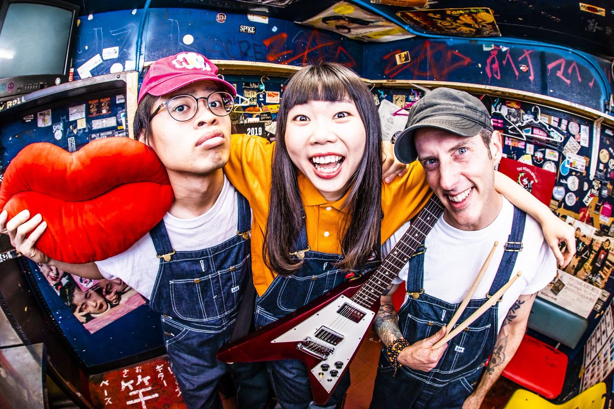 110ban_dayo's tweet photo. 【🚨最終出動🚨】
2025/1/10(金)東高円寺UFO CLUB
『110番だよ！全員出頭  〜最終出動編〜』
op/st 18:30/19:00
前売¥2500  当日¥3000
w/まなつ、ひねもす大臣&amp;The HouseRockers、アクロバット★少年(名古屋)
DJ / IkumiX

110番にとっては心底心強いメンツが揃ってくれました！予約受付中！ https://t.co/ZPJHxmqlDD