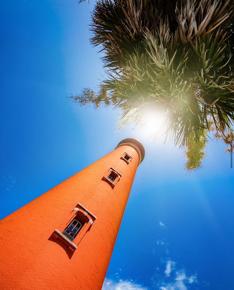 FlyDAB's tweet photo. ๐๐ด Florida's tallest lighthouse is picture perfection from every angle.
๐ธ: @heatherboss719
#FlyDAB #PonceInletLighthouse #DaytonaBeach https://t.co/9mg3R21f10