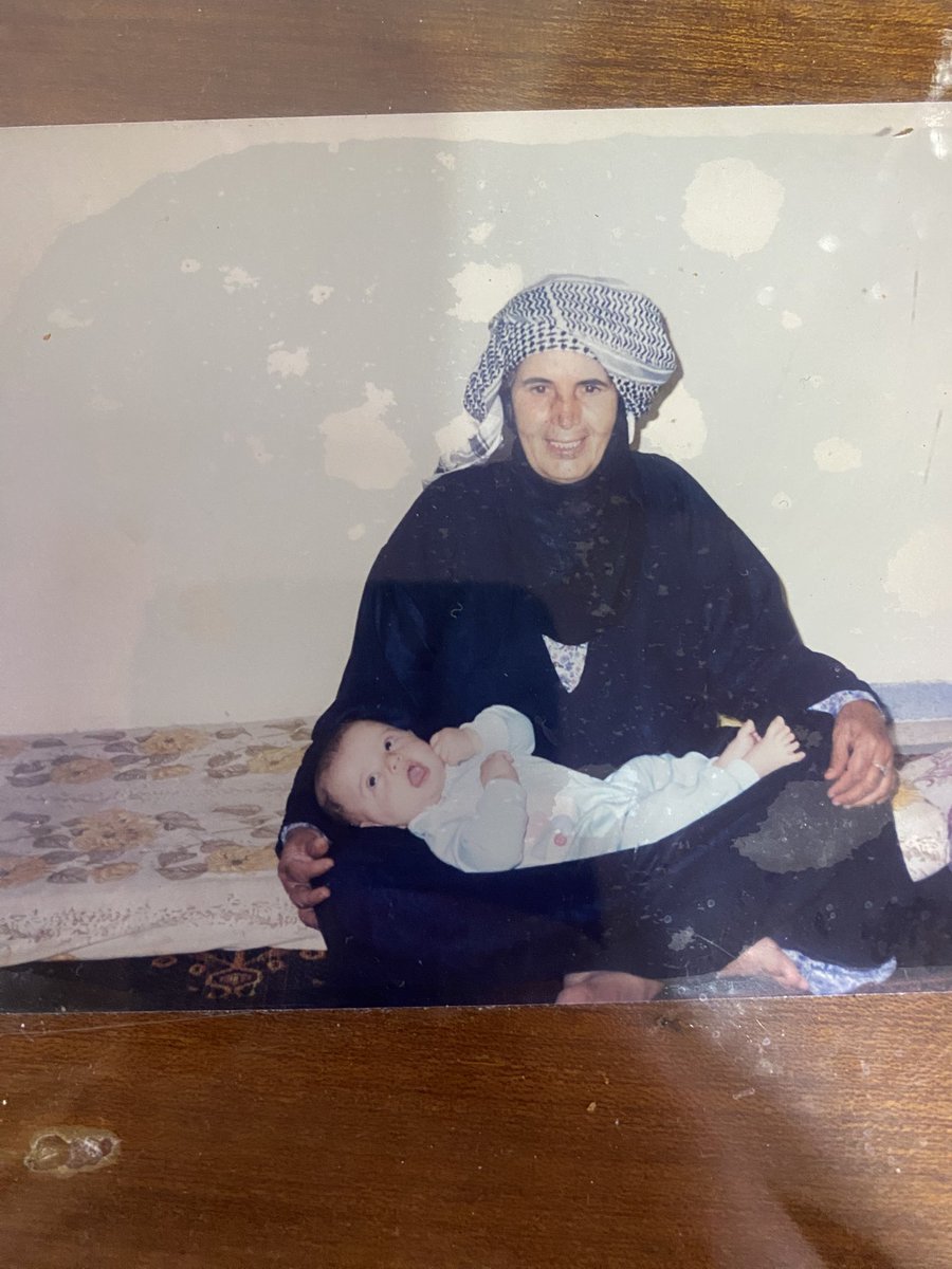 alzoubi_94's tweet photo. رحلت للذي هو ارحم مننا جميعا 
رحلت لتلاقي احبابك 
رحلت و تركت ورائك سيرة عطرة فخورة معتزة بك 
رحلت و لم ترحل منا و متواجد في قلوبنا و ذكرياتنا بمواقفك العظيمة الحكيمة
رحمك الله ابا معاذ رفيق والدي و صديقه و حبيب جدتي https://t.co/021tQTuC0S