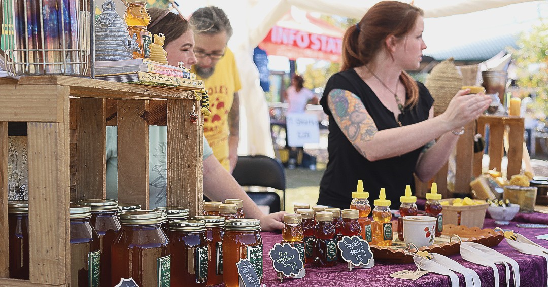 tasteandbrews's tweet photo. "Get ready for a weekend of autumnal fun at Taste and Brews Fall Fest! Join us on Sat. Oct 12th &amp; Sun. Oct 13th at Etowah River Park in Canton GA for a celebration of great food, live music, and local brews.- mark your calendars now! 🍂🍻https://t.co/hH2wQKtgM2 https://t.co/whIJcYKXtd