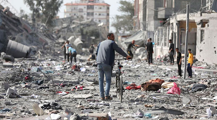 A un año de inicio exterminio israelí vs pueblo #Palestina, Israel mantiene sus masacres en #Gaza y ahora las aplica contra el Líbano, con impunidad y apoyo dados por gobierno EEUU.

No permaneceremos inmóviles. Ese genocidio debe cesar sin condiciones ni dilaciones.