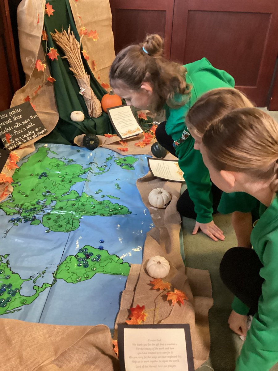 DBarwick (@u4stromero) on Twitter photo World peace day 🌍
The children each put a white/clear pebble on the country they liked to offer their prayers to.
<a href="/stpatsrochdale/">St Patrick's RC Primary</a> <a href="/STOC_CAT/">St Teresa of Calcutta CAT</a> World peace day 🌍
The children each put a white/clear pebble on the country they liked to offer their prayers to.
<a href="/stpatsrochdale/">St Patrick's RC Primary</a> <a href="/STOC_CAT/">St Teresa of Calcutta CAT</a>