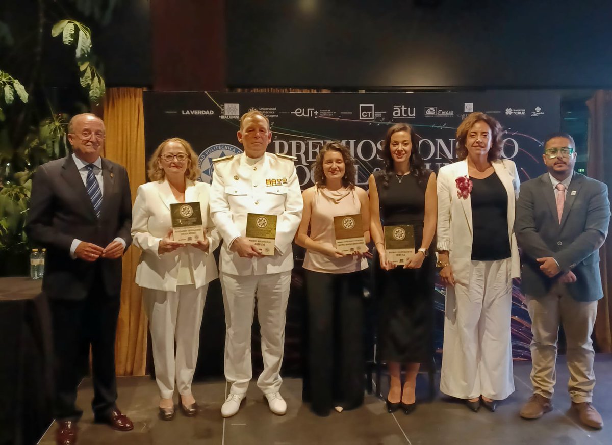 Armada_esp's tweet image. El pasado viernes la Armada recibió el premio al #Mecenazgo por parte del Consejo Social de la @UPCToficial . Recogió el premio el Almirante de Acción Marítima, Vicealmirante D. Victoriano Gilabert Agote como representante institucional.
#SomosLaArmada⚓🇪🇸