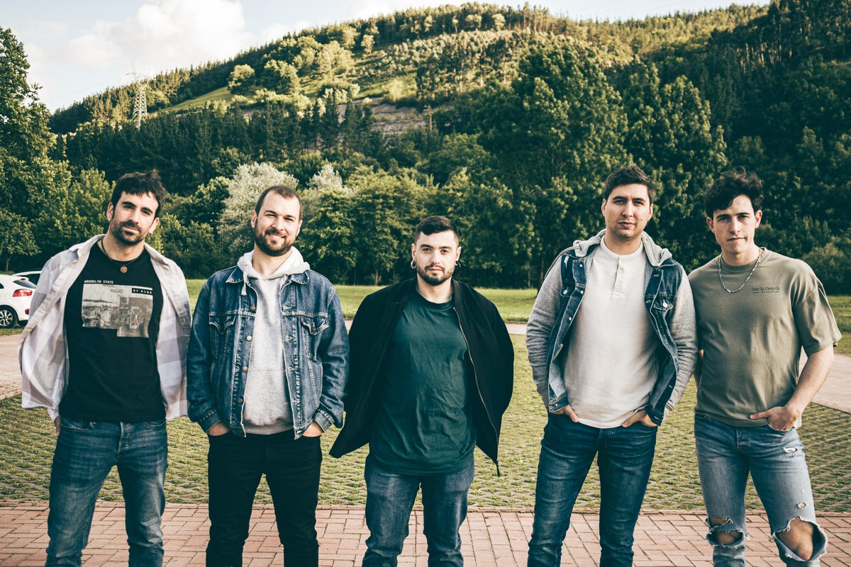 BilbaoNightRun's tweet image. ¡Ya tenemos ganadores del concurso de bandas musicales del TotalEnergies Bilbao Night Marathon presented by Goldcar!

Son:
- BASAKI
- COLAJETS
- HOAX ATTACK
- ZTANDAP

Zorionak!

#RunjoyBilbao