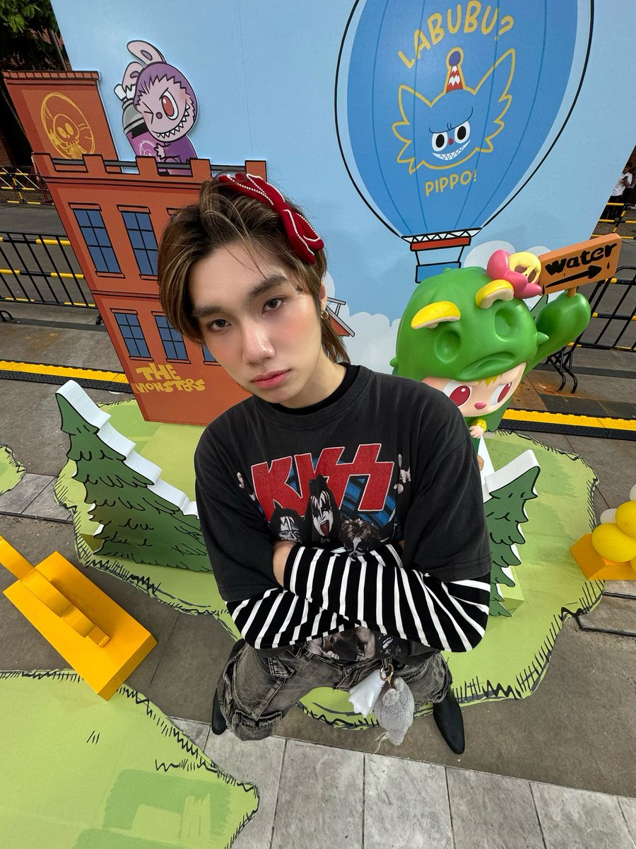 Bbosssamusi tweet media