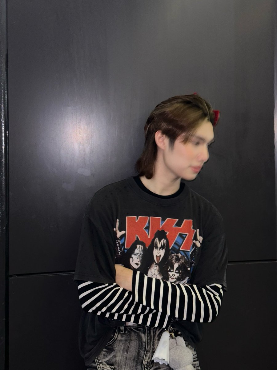 Bbosssamusi tweet media