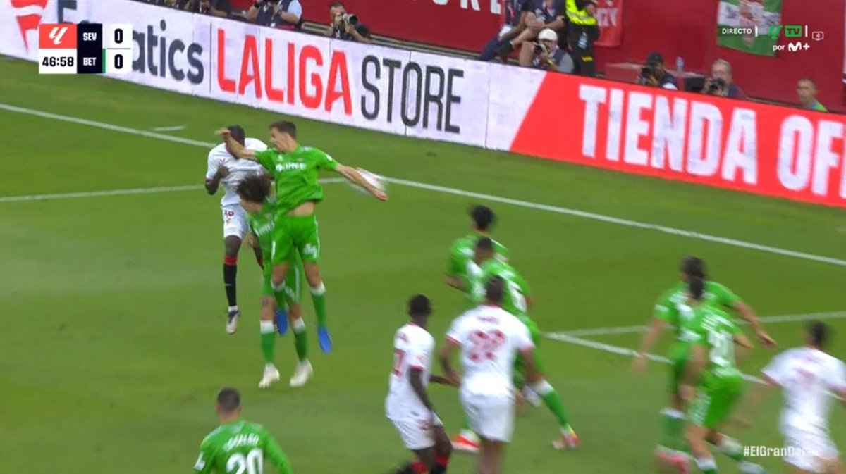 🔴💥 #NoticiaAV | El CTA coincide con Martínez Munuera: Hay penalti de Llorente.

▪️ El Comité considera punible la mano del central del Real Betis, contando la decisión del colegiado valenciano como un acierto.

🗣️ Además, analizará las declaraciones de Llorente en zona mixta.