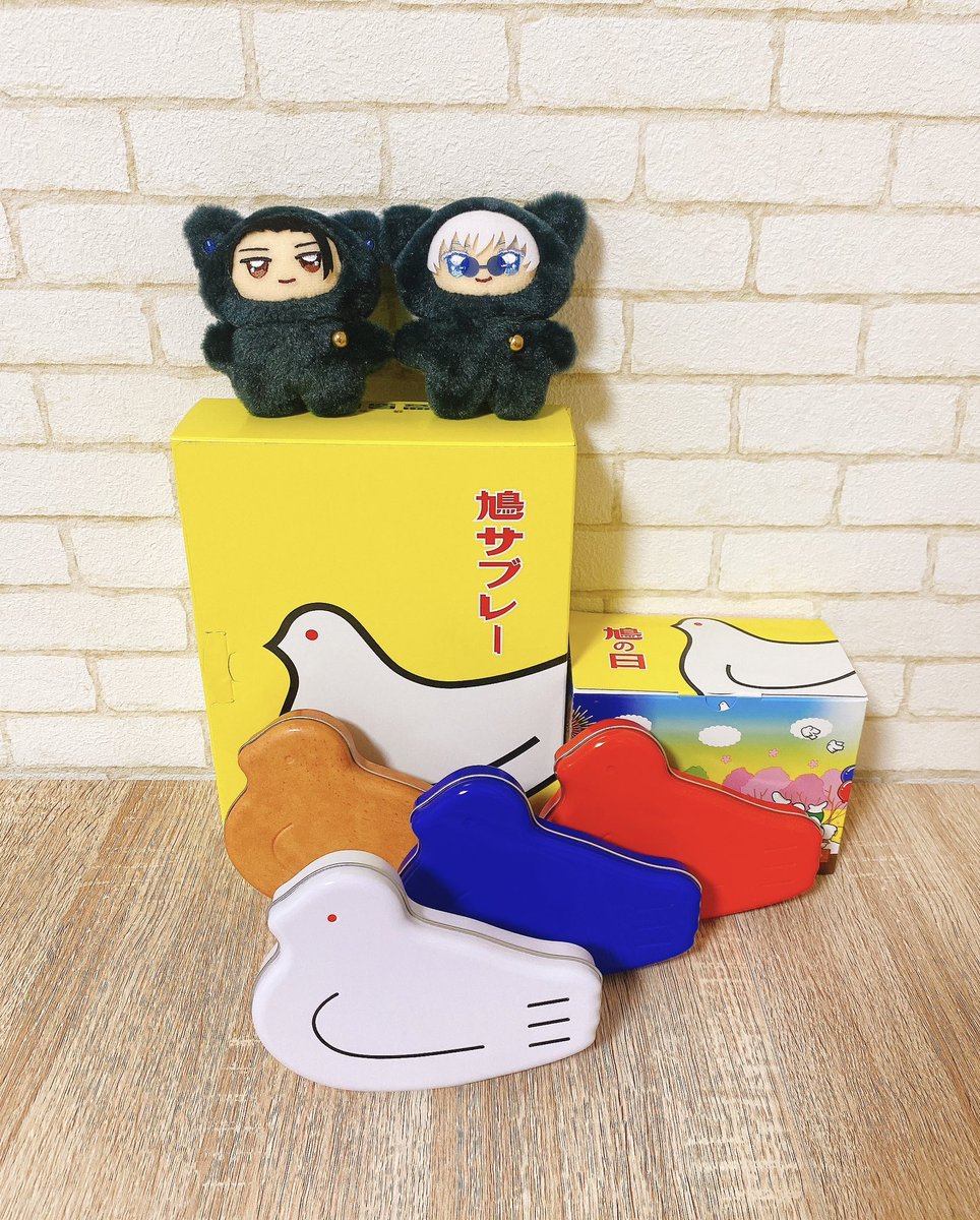 大好きな🕊サブレさん☺️✨

お菓子のデザインで多分1番くらいに好きです。(切り絵作った程です😂) 