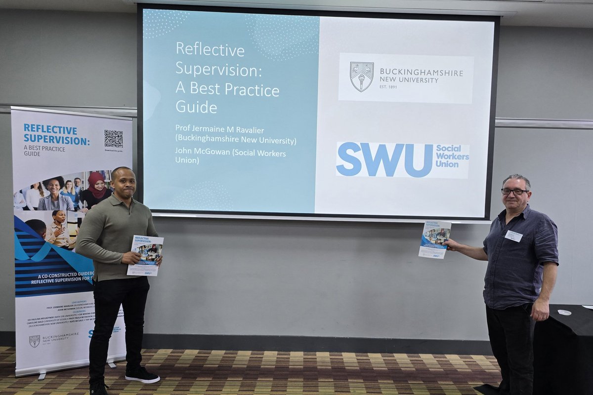 Standing room only at the <a href="/Ravalier/">Jermaine</a> and SWU GS John McGowan session on the new Reflective Supervision Guide at <a href="/COMPASSeventsUK/">COMPASSevents</a> 

swu-union.org.uk/resources-trai…