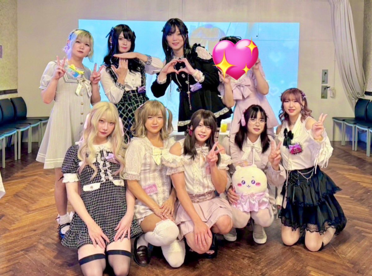 BarRanunculus's tweet photo. 第10回BAR Ranunculus
🎀ラナキュラ新宿物語🎀

ご来場いただきありがとうございました✨

謎解きや賭け事ゲームも沢山楽しんで頂いていたようで良かったです✨

クライナー、シャンパンもありがとうございました🙇‍♀️

また来年もラナキュラを宜しくお願いいたします✨ https://t.co/cnFOZ91pma