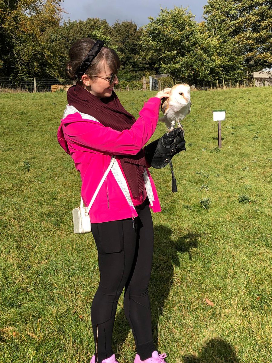 Hanging out with some owls is a great way to spend a Sunday afternoon! 
Great to meet Albert &amp; Eugene again &amp; little Chilli! 🦉

#owls #sunday #soprano #boobookowl #barnowl #tawnyowl #birdofprey #falconry
