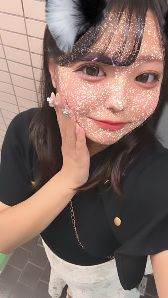 DONPY_yume's tweet photo. 出勤しました‼️
新潟から戻ってきた〜✈️
#錦糸町
#ガールズバー https://t.co/77fy8jQ5HB