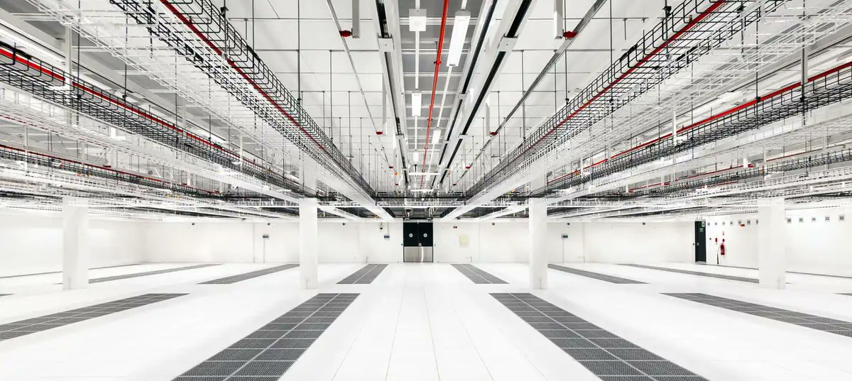 e_architect's tweet image. Woods Bagot’s concept for The Humanist Data Centre creates symbiotic opportunities for our urban environments
e-architect.com/concept/the-hu…
#woodsbagot #datacenter #conceptarchitecture #worldwide