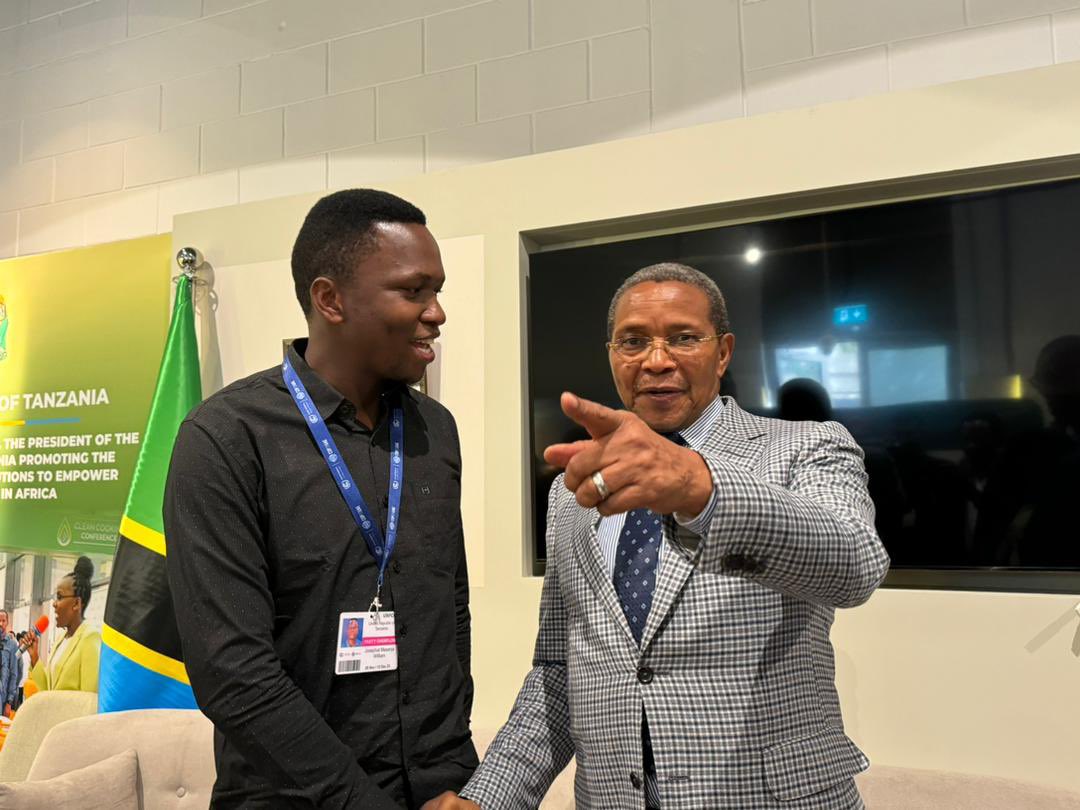 Happy Birthday to our 4th President of United Republic of Tanzania H:E Dr. Jakaya Mrisho Kikwete May almighty Allah Bless rest of your life🎂🇹🇿🫡 <a href="/jmkikwete/">Jakaya Kikwete</a>