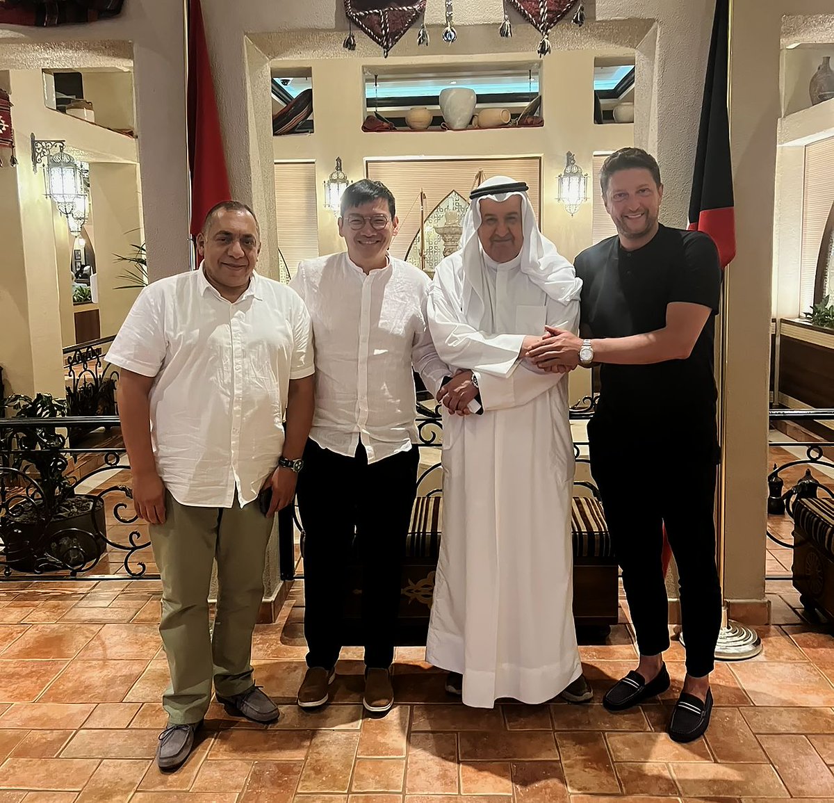 HelloVersity's tweet photo. 🚀 Versity takes the plunge! 🚀

We are extremely pleased to announce the appointment of Hassan F. Beidas, Advisor to the Royal Family of Kuwait, as Strategic Advisor at Versity. 🔥 His global expertise in real estate and finance propels our international expansion to a new level. 🌍

Combined with the acquisition of https://t.co/V9RUXTbbit, France's leader in new real estate, this move strengthens our position in the market, with a 3D & Web3 digital strategy that will redefine the future of real estate. 🏡

🔗 Full press release here: https://t.co/8uoSX6LdE5