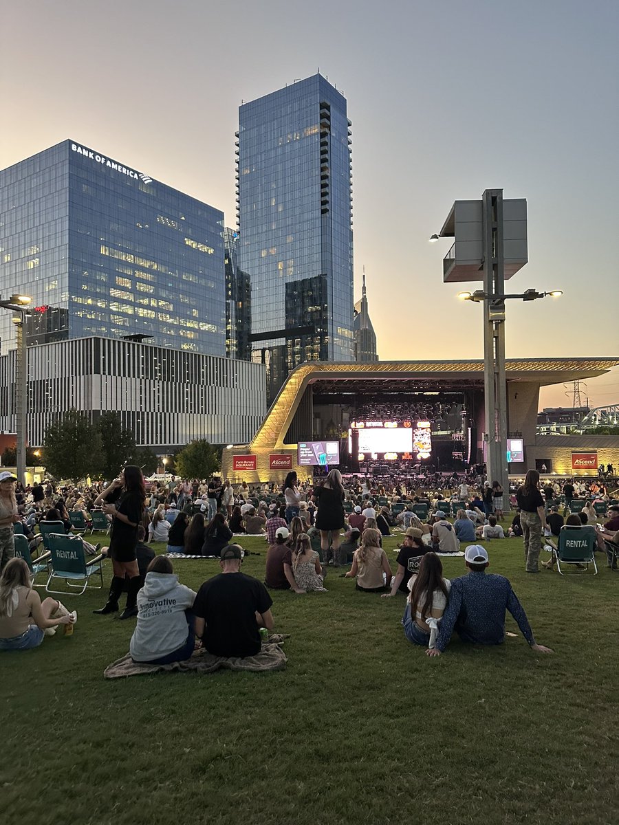 cjhuts's tweet photo. Got to see @KoeWetzel with @shea_bla last night and we couldn’t have asked for better weather! Great show! Better company. https://t.co/oxOj0MLjKP