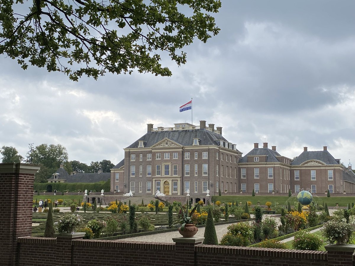 André Schoon tweet media