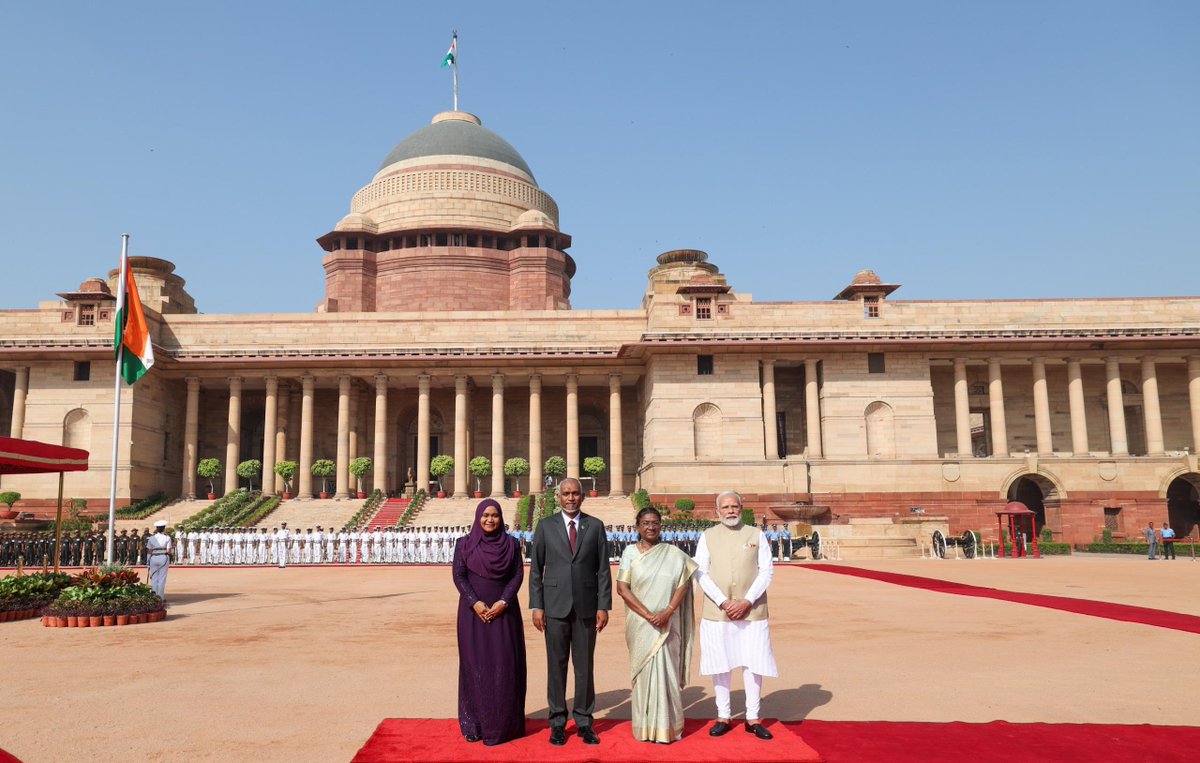 Narendra Modi tweet media