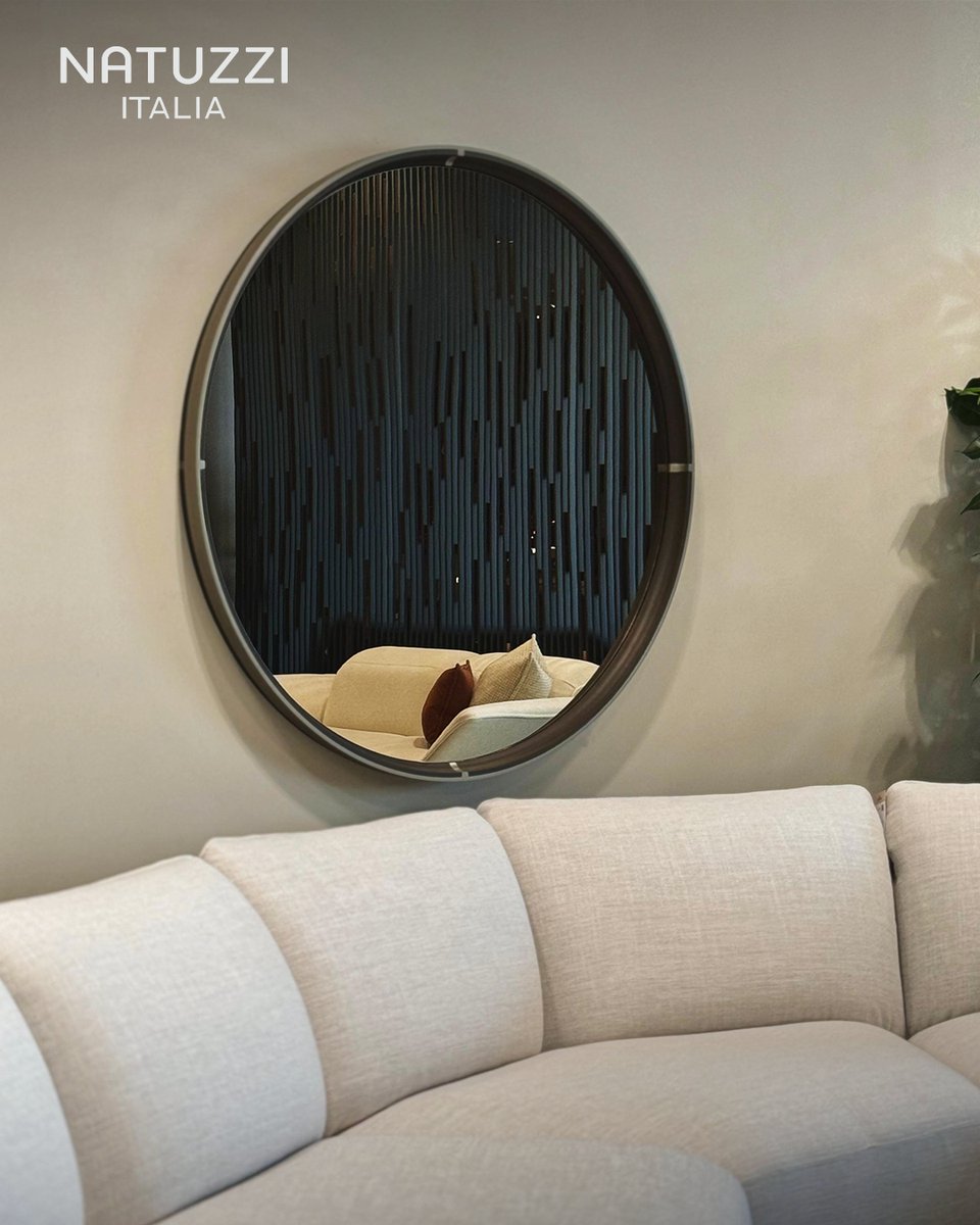 Natuzziuae's tweet photo. A reflection of elegance.

The Kendo Mirror adds depth and style to any space. 

Visit us today!

#Natuzzi #NatuzziItalia #NatuzziUAE #InteriorDesign #Dubai #UAE https://t.co/5u0QSAbsMa