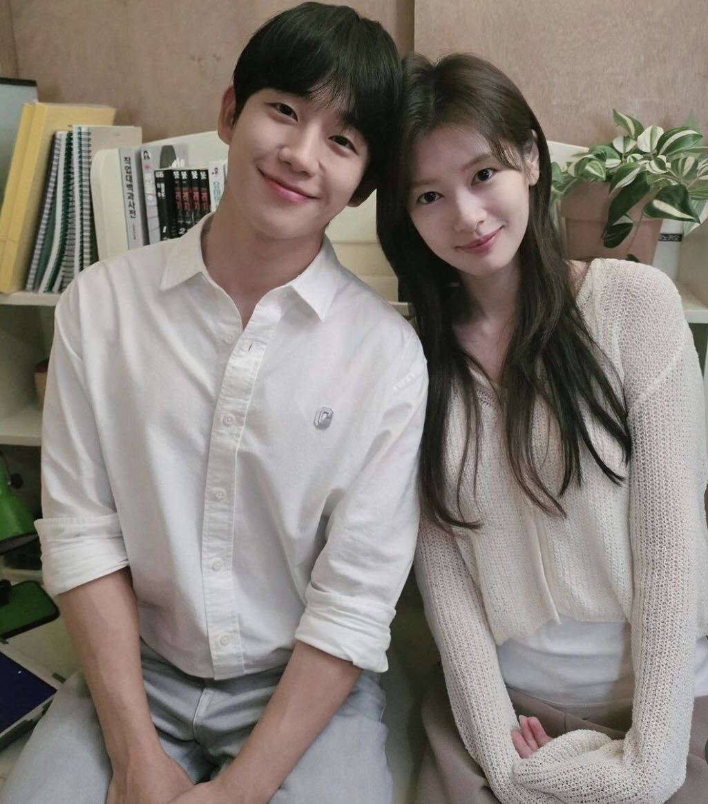 somin, i can’t move on 😭

#junghaein #jungsomin