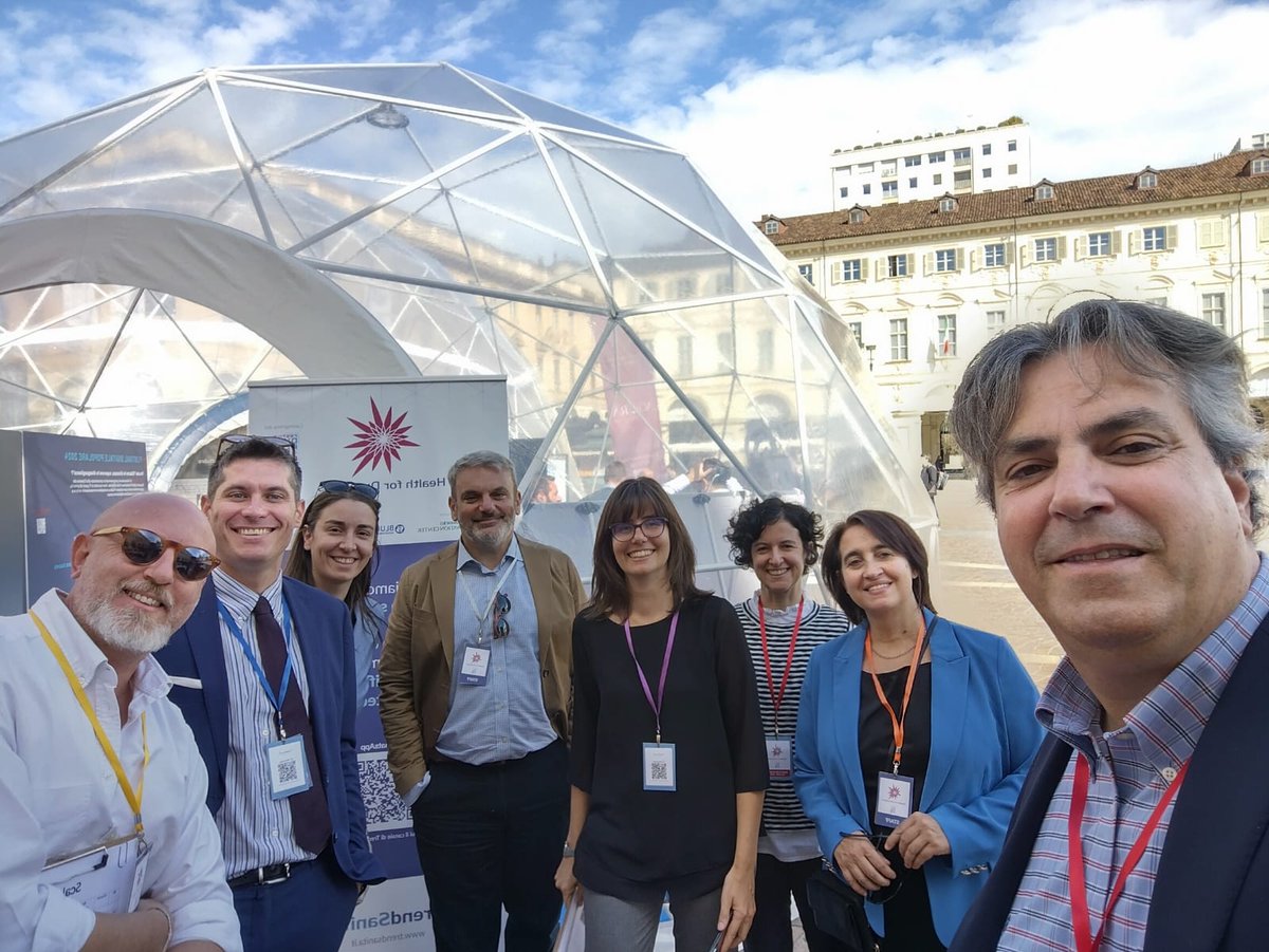 TrendSanita's tweet image. 🔎 𝗛𝗲𝗮𝗹𝘁𝗵 𝗳𝗼𝗿 𝗗𝗿𝗲𝗮𝗺𝗲𝗿𝘀: il nostro pomeriggio per sognatori è stato indimenticabile, pieno di discorsi visionari, interazioni divertenti e partecipazione del pubblico.
🙏 Grazie a tutti voi che avete preso parte a questa avventura!

#FestivalDigitalePopolare #H4D