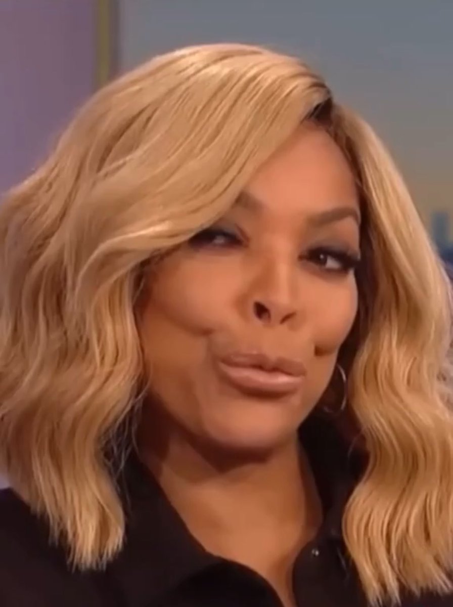 Kyle Thee Goldfish tweet media