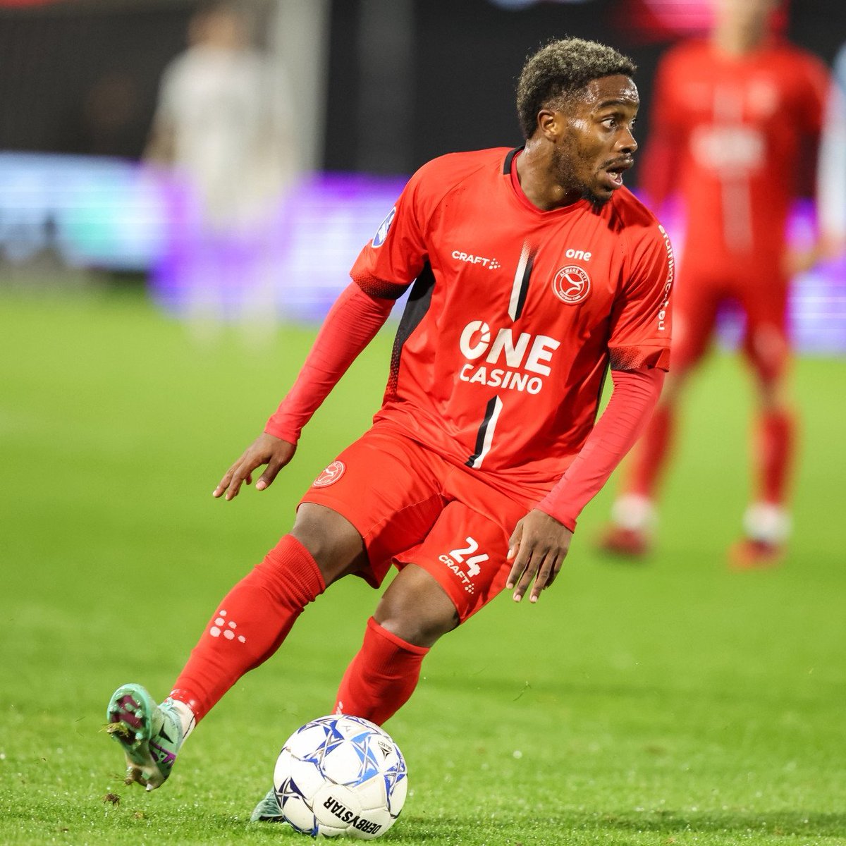 Almere City FC tweet media