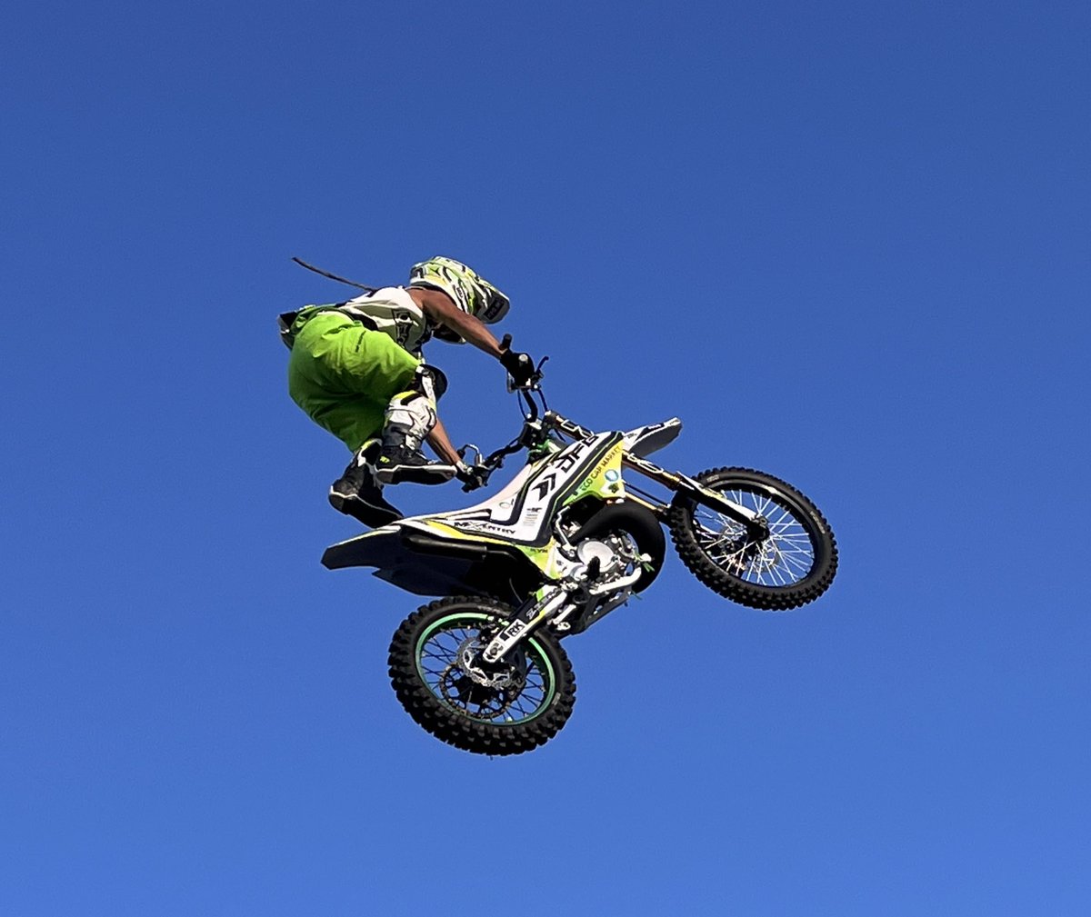 Ry0qN's tweet image. 楽しかった(  ˙꒳​˙  ) 
#FMX
#FDJ
#岡山国際サーキット