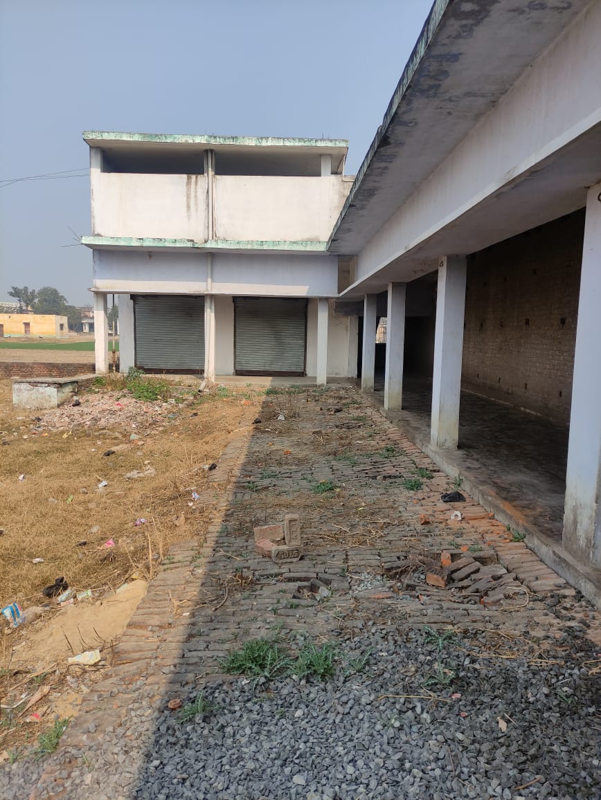 Basdila Community Library (@basdilalibrary) on Twitter photo We are proud to introduce the Basdila Community Library in Sant Kabir Nagar district, established in collaboration with <a href="/BansaLibrary/">Bansa Community Library</a>. This initiative is designed to address the critical educational challenges faced by the youth in the region. (1/4) We are proud to introduce the Basdila Community Library in Sant Kabir Nagar district, established in collaboration with <a href="/BansaLibrary/">Bansa Community Library</a>. This initiative is designed to address the critical educational challenges faced by the youth in the region. (1/4)