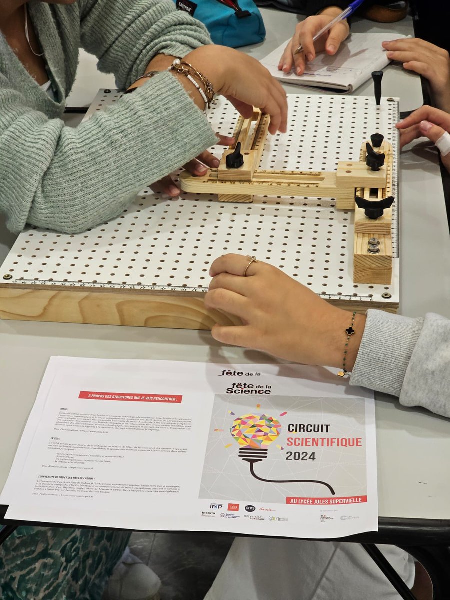 Inria_Bordeaux's tweet photo. #FDS2024 l Aujourd’hui, c'est la première escale du Circuit scientifique et elle se déroule au Lycée Jules Supervielle de @VilleOloron ! 

Au programme pour tous les élèves de 2nde de l'établissement : ateliers scientifiques, conférences et serious game ! https://t.co/w6QpFG8I9k