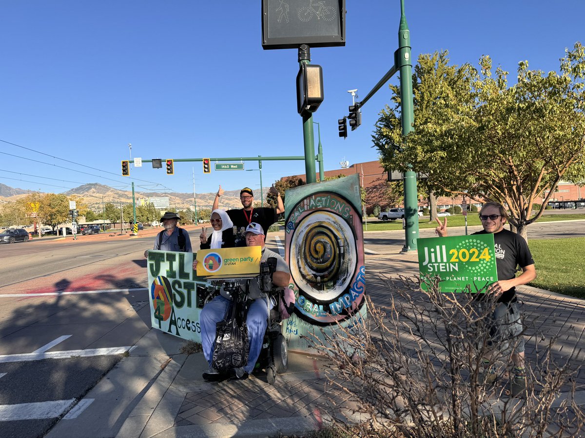 UT4GreenCands's tweet photo. Green Party of Utah sign making party! Signs were made on site at the public Og-woi People’s Orchard and Garden in Salt Lake City, followed by a walk to North Temple at a corner of a light rail station. The chant? “Who will? Jill will!” #steinware2024 #greenpartyutah https://t.co/bXzrfL2l71
