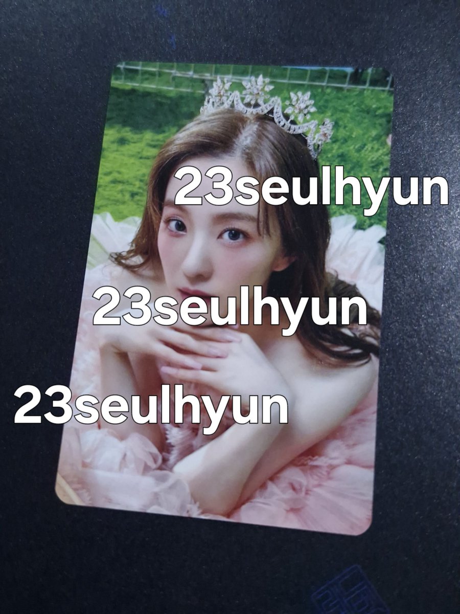 23seulhyun's tweet photo. WTS pc irene red velvet, dom jabar.

harga cek deskripsi, boleh nego tipis dan wajib dp 50%.. 

wts pc photocard irene rv red velvet chill kill mumo wedding jual poca irene rv https://t.co/vtbUWf4LOh