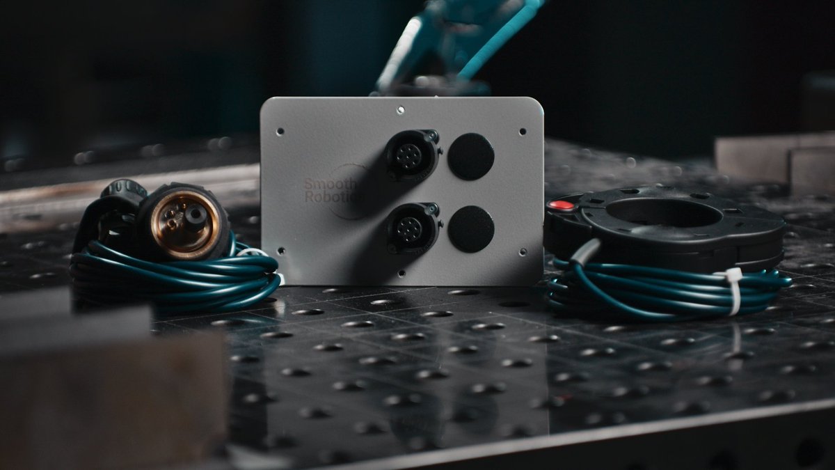 SmoothRobotics's tweet image. High costs holding back your welding automation? Our RetroFit Kit is the solution! ⚡️ Easily convert your current equipment for robotic welding, quick setup, minimal training, and extend equipment lifespan! 
🤖 Contact us today! ✨