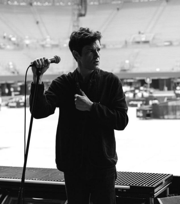 Brandon Flowers daily tweet media
