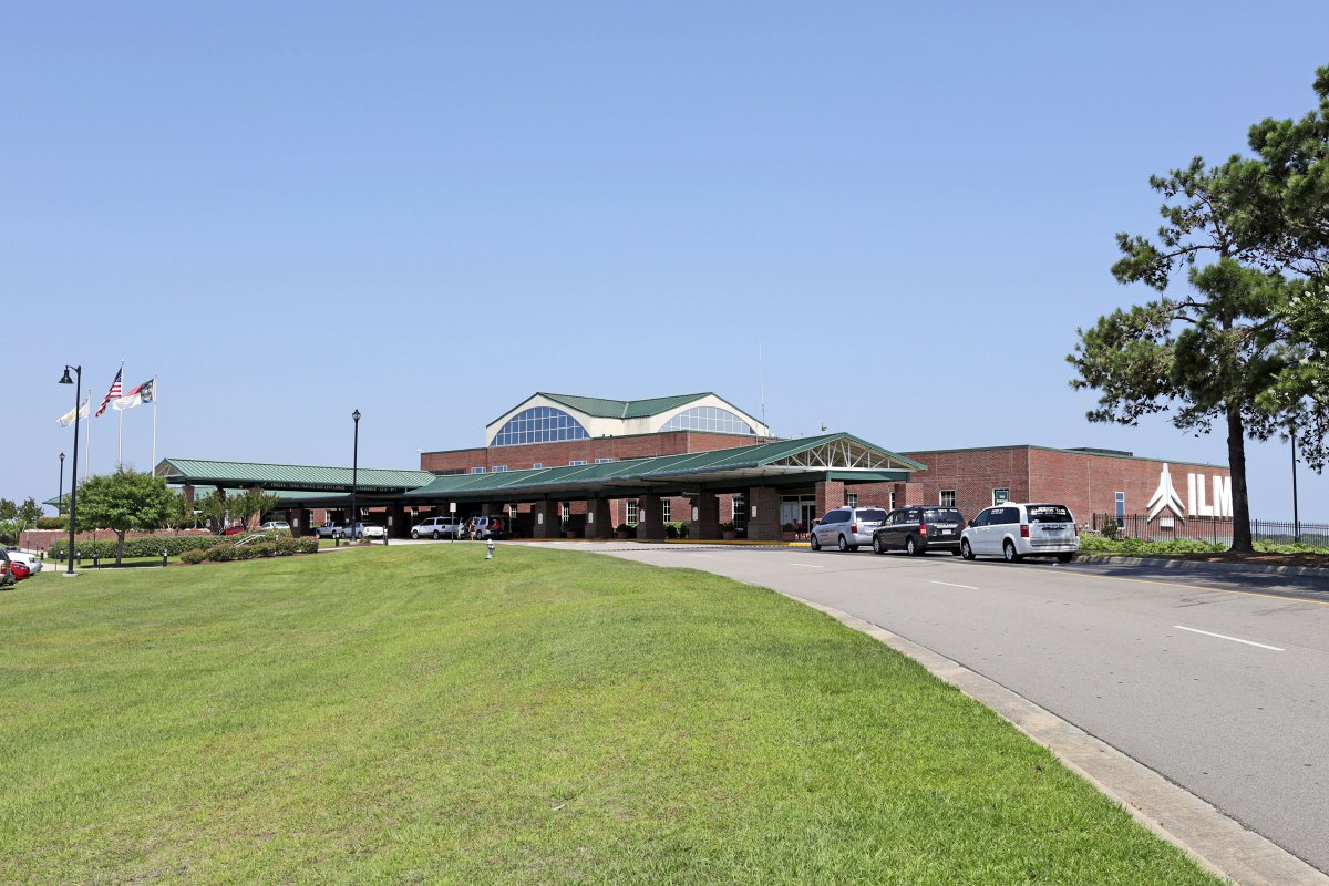 AirportSupplier's tweet image. Wilmington International Airport Receives $20 Million in Federal Grants airport-suppliers.com/wilmington-int… @ILMairport #WilmingtonAirport #BIL #BipartisanInfrastructureLaw #FAA #Airports