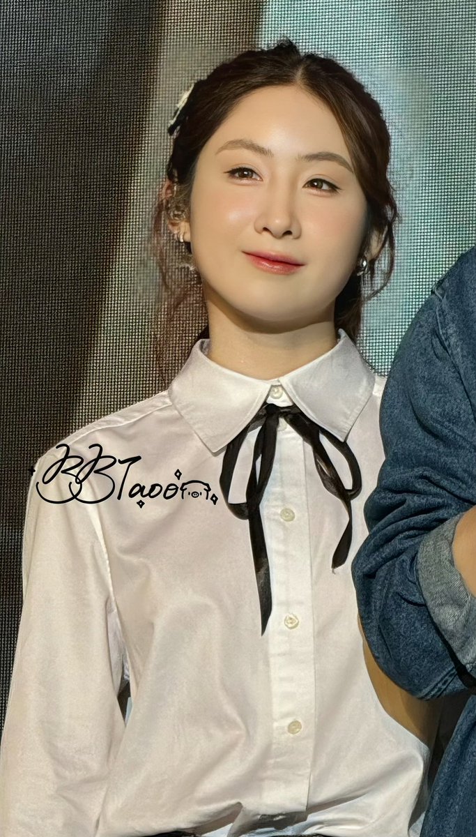 🫧🤍 I vote #YokoApasra for #PopGoldenAwards2024 <a href="/Yoko_apasra/">Apasra</a>