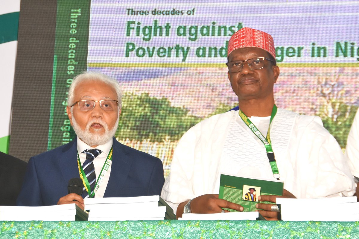 NigeriaSasakawa's tweet photo. @NigeriaSasakawa launches history book titled “Three Decades of Fight against Poverty and Hunger in Nigeria, written by Prof. M.K Othman. The book was officially unveiled by Kano Governor, Engr Abba Kabir Yusuf, represented by his deputy, Aminu Abdulssalam Gwarzo. #KSADPworkshop https://t.co/weEM1af06c
