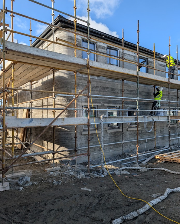 econ_bp's tweet photo. The use of FIRETITE clay foam cavity wall insulation in Ireland's first 3D construction printed social housing scheme showcases its effectiveness in providing insulation between concrete layers. 

Read the full case study: https://t.co/zs82pIK5jL https://t.co/fj5d4qh8iJ