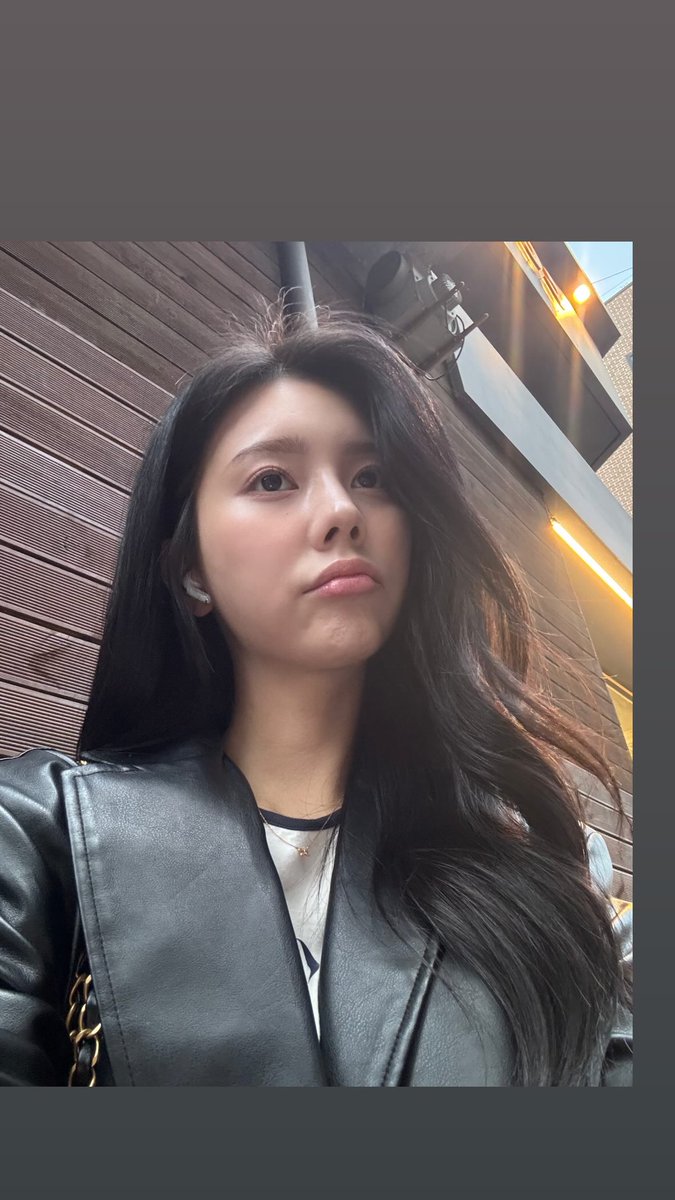 chaewonfiles's tweet image. 241007 silver_chae_526 IG stories (1)  

#권채원 #KWONCHAEWON