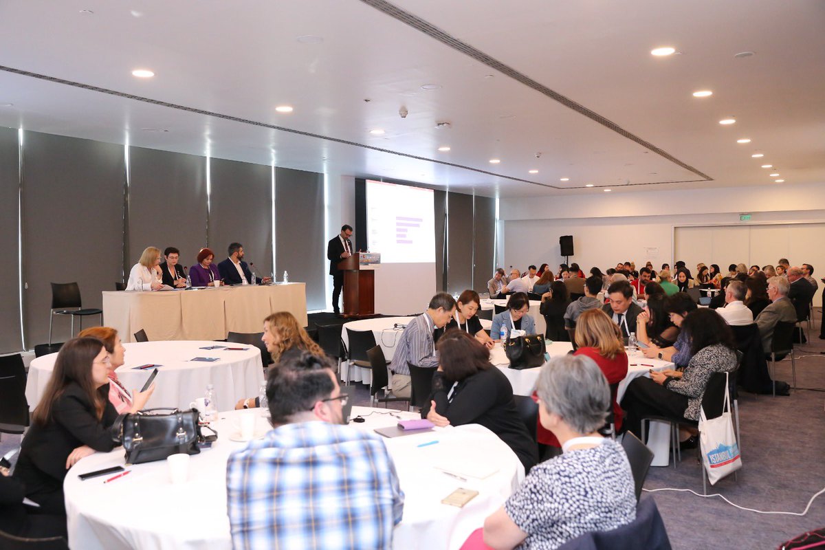 tuskatr's tweet photo. ISQua 2024 İstanbul Konferansı’nın ilk gününde, TÜSKA ve Avustralya Sağlık Hizmetleri Standartları Konseyi (ACHS) tarafından “Next Generation Accreditation in Healthcare” başlıklı oturum düzenlendi.

@ISQua 
@tusebgovtr 
@tuskatr 

🌎🤖🦾 https://t.co/NyeYO0knE8