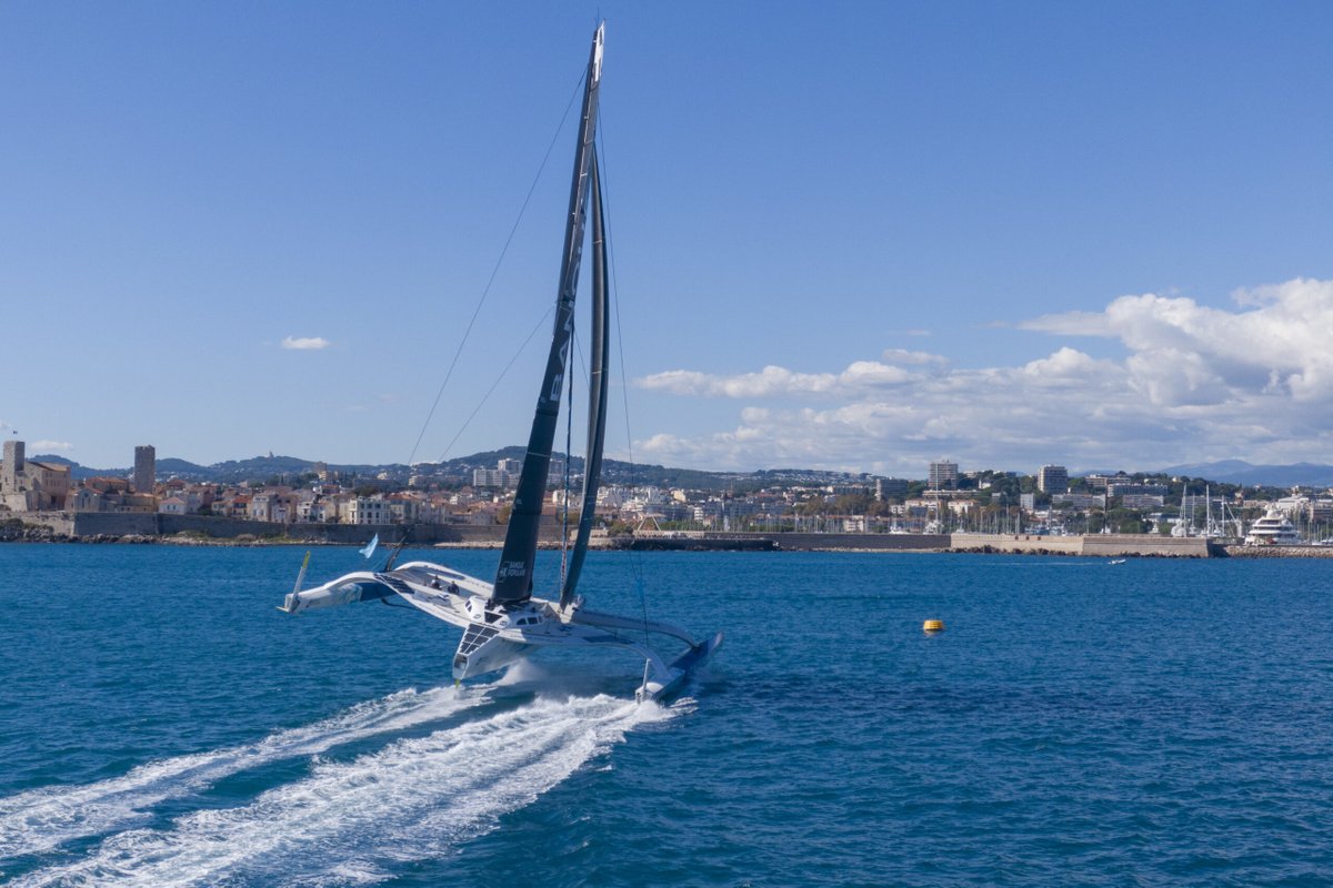 LorientGrandLarge tweet media