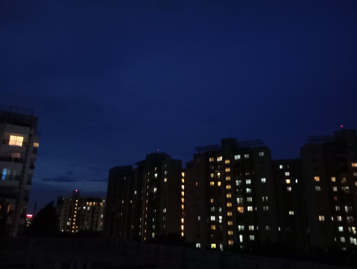harsh_retwt's tweet photo. Last Days of Bangalore were amazing https://t.co/0mxa3mDbhV